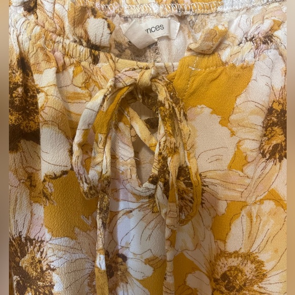 Maurice’s- Size Small - Peasant Sunflower Blouse - Picture 3 of 5